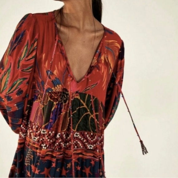 $225 Farm Rio Women's Red Mixed Prints Long Sleeve V-Neck Tunic Dress Size Small - Picture 3 of 4